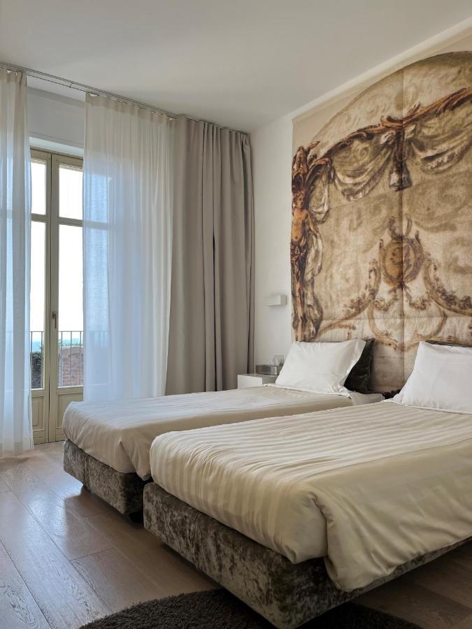 Hotel Castello Di Santa Vittoria Santa Vittoria dʼAlba Εξωτερικό φωτογραφία