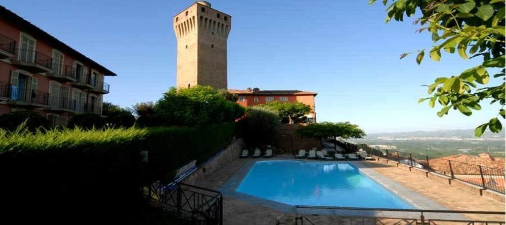 Hotel Castello Di Santa Vittoria Santa Vittoria dʼAlba Εξωτερικό φωτογραφία