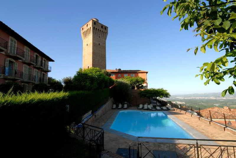 Hotel Castello Di Santa Vittoria Santa Vittoria dʼAlba Εξωτερικό φωτογραφία